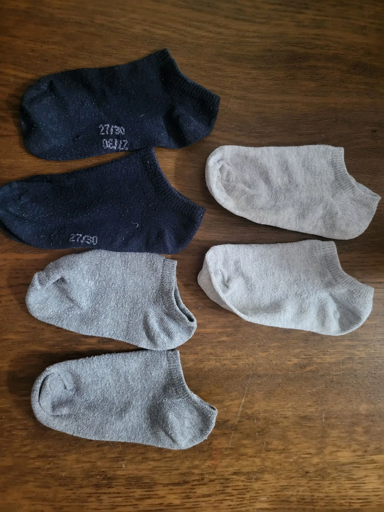 3 paires de socquettes pointure 27/30